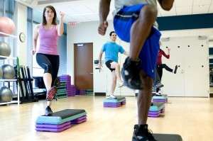 Cómo reducir el dolor en las piernas después de entrenar